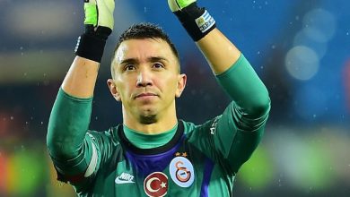 Muslera’dan büyük fedakarlık