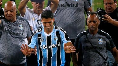 Gremio taraftarından Luis Suarez’e görkemli karşılama!